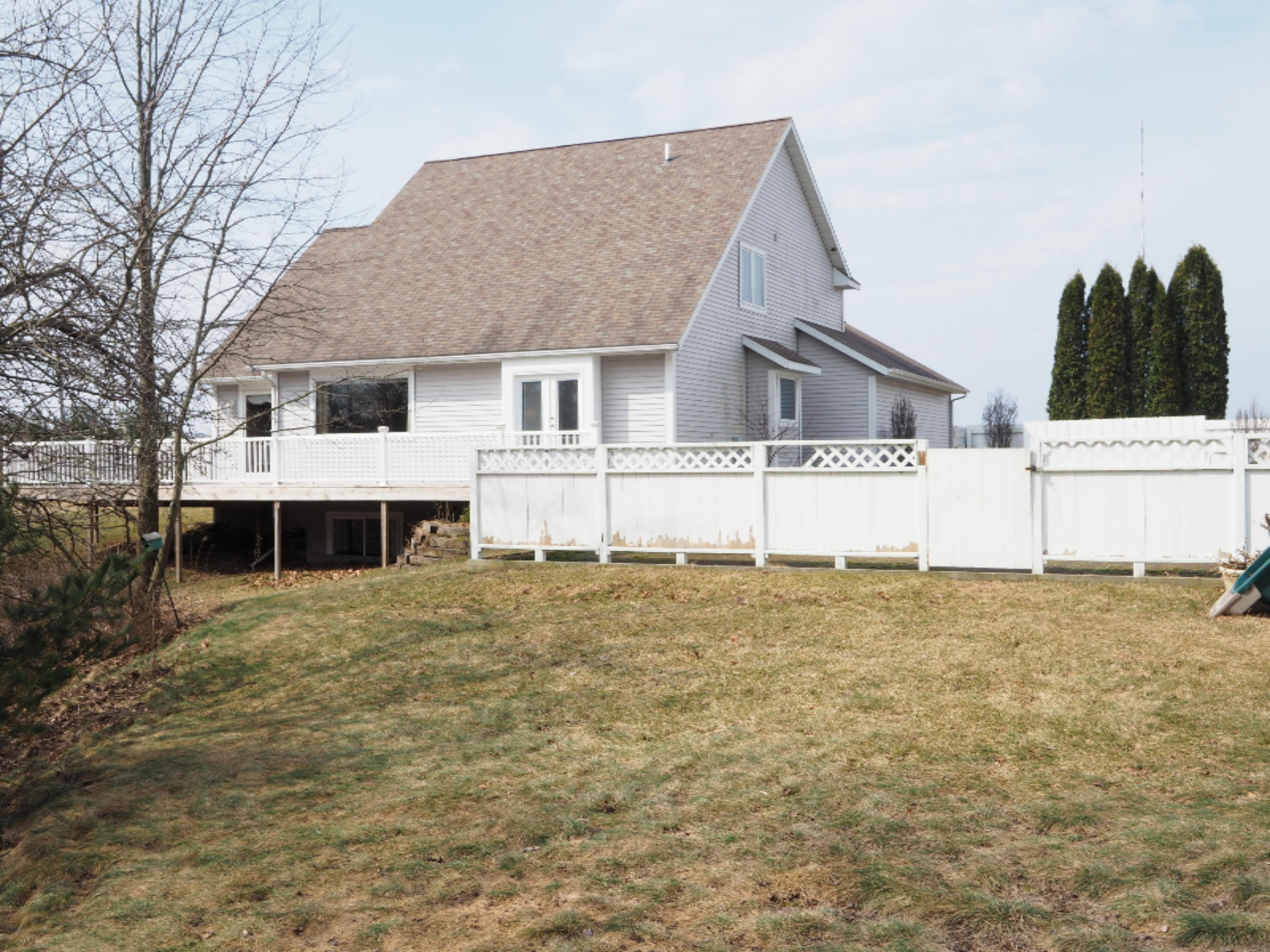 8782 Chase Road Montague, MI 49437 - Photo 3 of 40 P1010076
