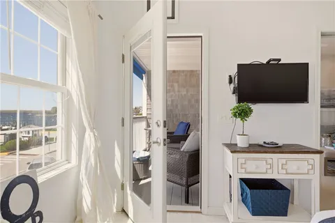 $1,375,000 | 118 Bay Street, Unit 4, Westerly, RI 02891