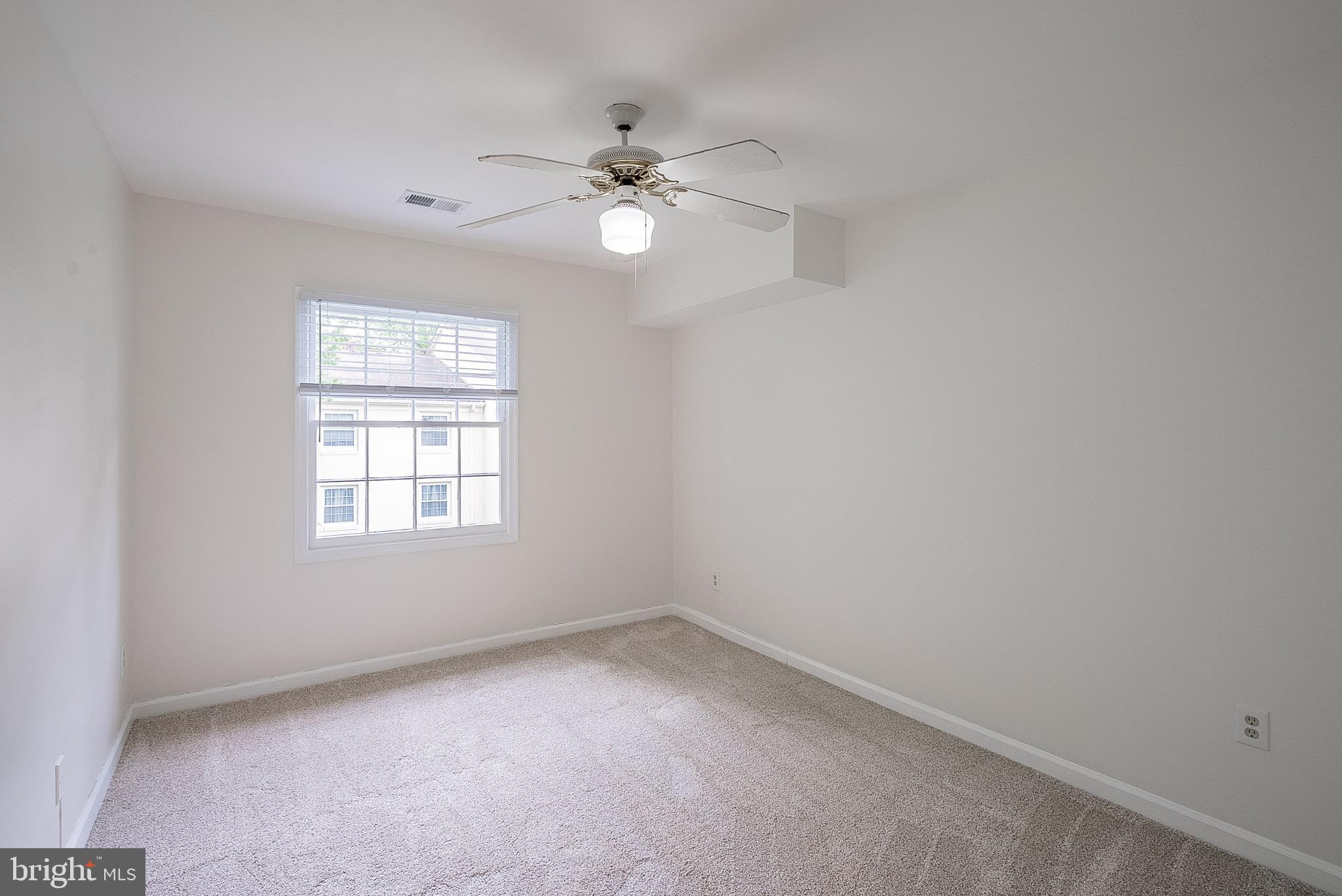 8354 G Dunham Court, Unit 655 Springfield, VA 22152 - Photo 18 of 32