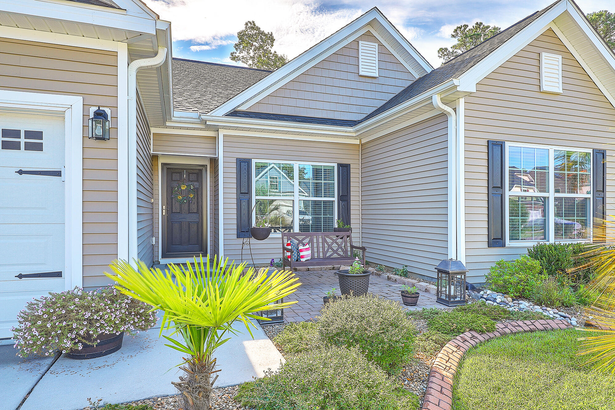 159 Alpine Road Summerville, SC 29485 - Photo 4 of 28 IMG_8637_38_39_40_41_42_43