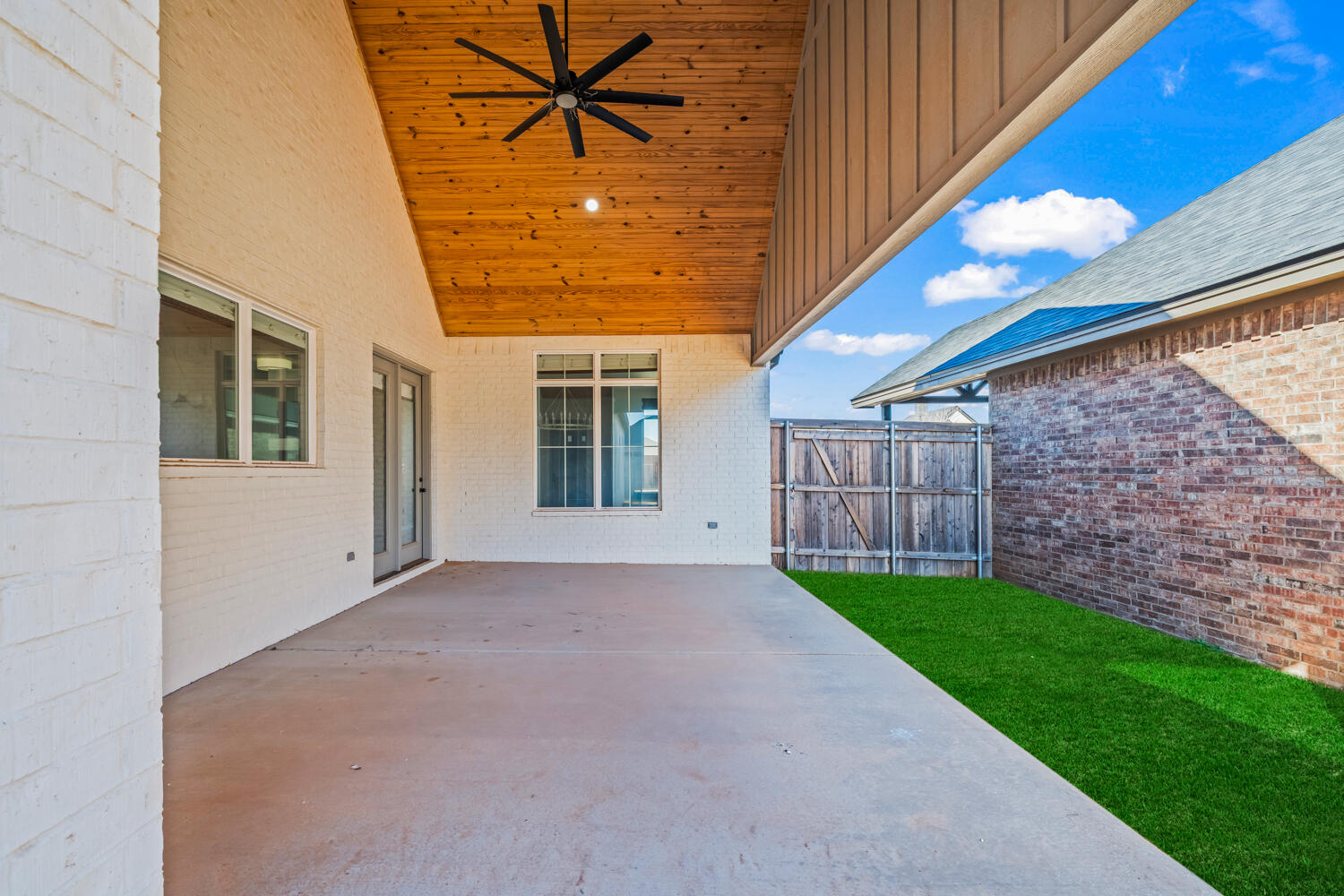 5413 112th Street Lubbock, TX 79424 - Photo 49 of 50 5413 112th st grass fix-4