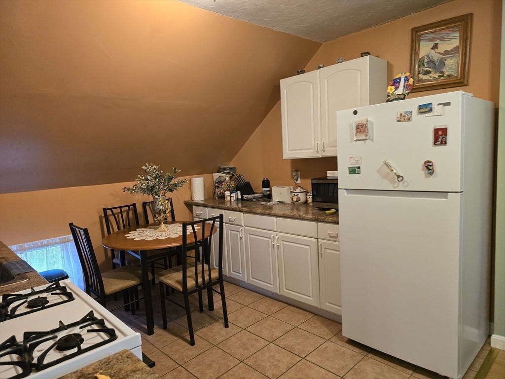 96 Danforth Street Fall River, MA 02720 - Photo 26 of 34 Gallery Image 26