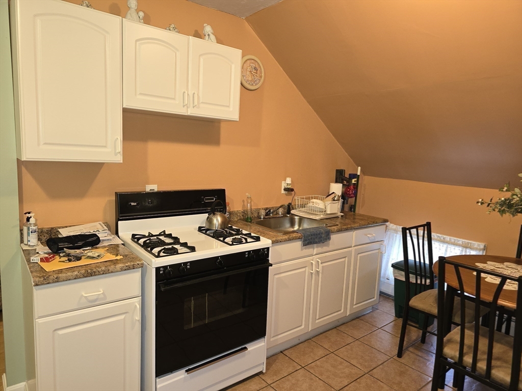 96 Danforth Street Fall River, MA 02720 - Photo 27 of 34 Gallery Image 27