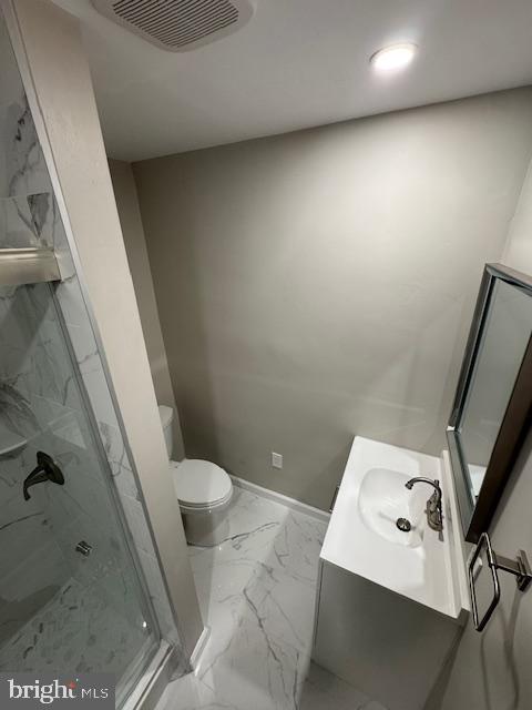 4838 Smick Street Philadelphia, PA 19127 - Photo 19 of 25 Second Floor Full Bathroom