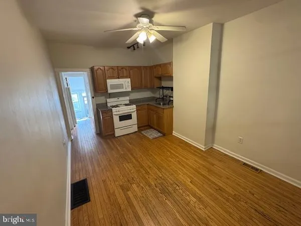 $1,900 | 4838 Smick Street, Philadelphia, PA 19127