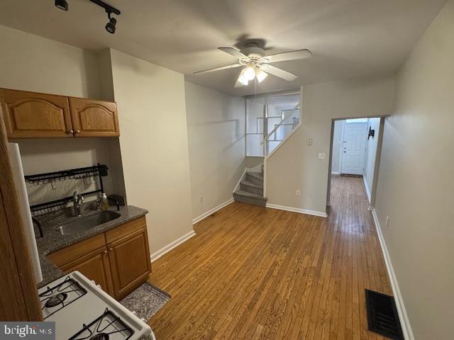 4838 Smick Street Philadelphia, PA 19127 - Photo 6 of 25 Kitchen