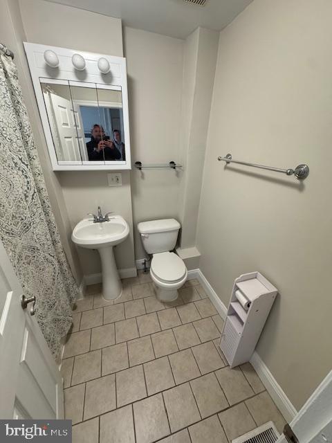 4838 Smick Street Philadelphia, PA 19127 - Photo 9 of 25 First Floor Full Bath