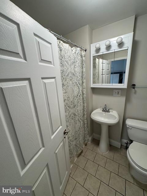 4838 Smick Street Philadelphia, PA 19127 - Photo 10 of 25 First Floor Full Bath