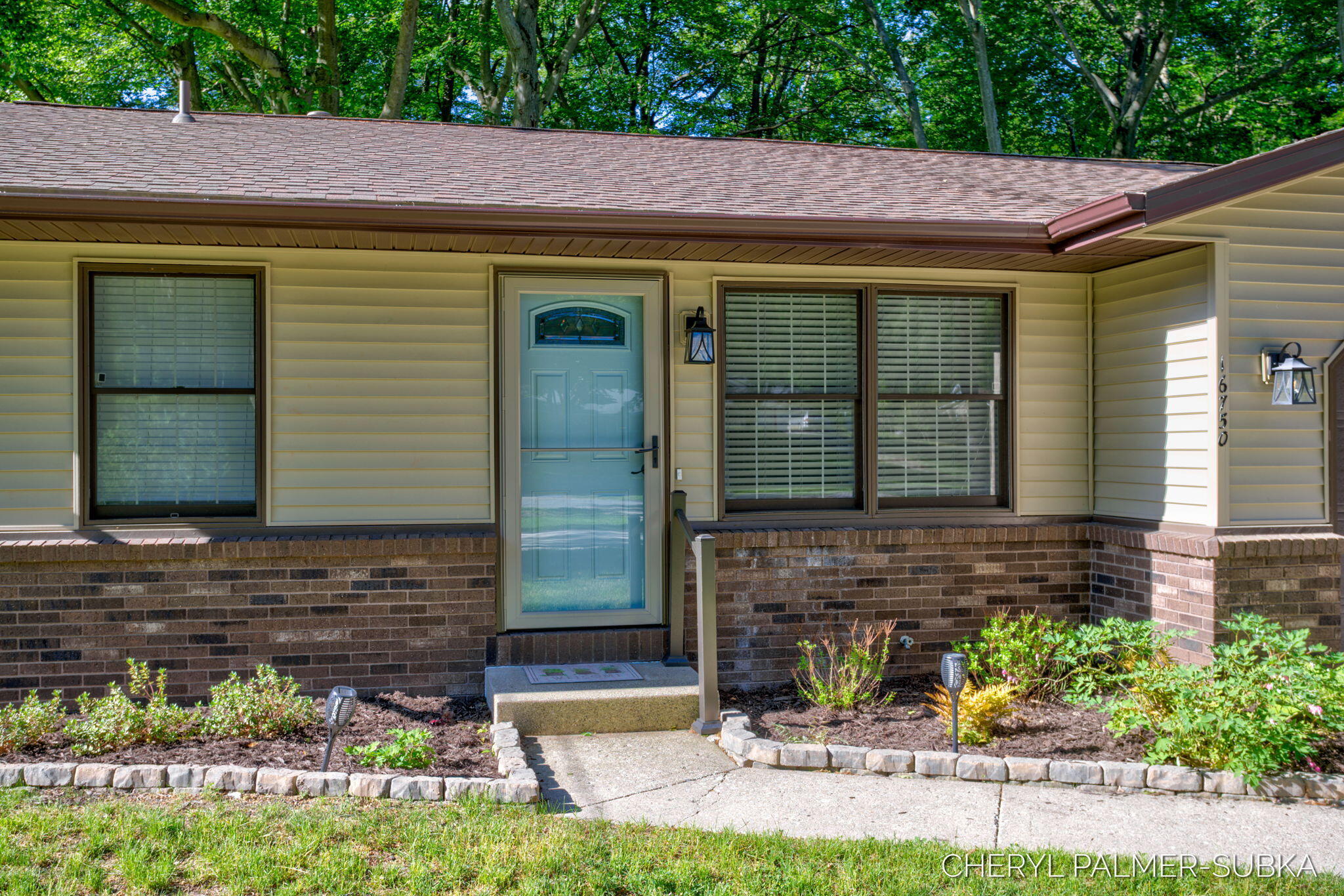 16750 Taft Road Spring Lake, MI 49456 - Photo 3 of 43 16752-taft-rd