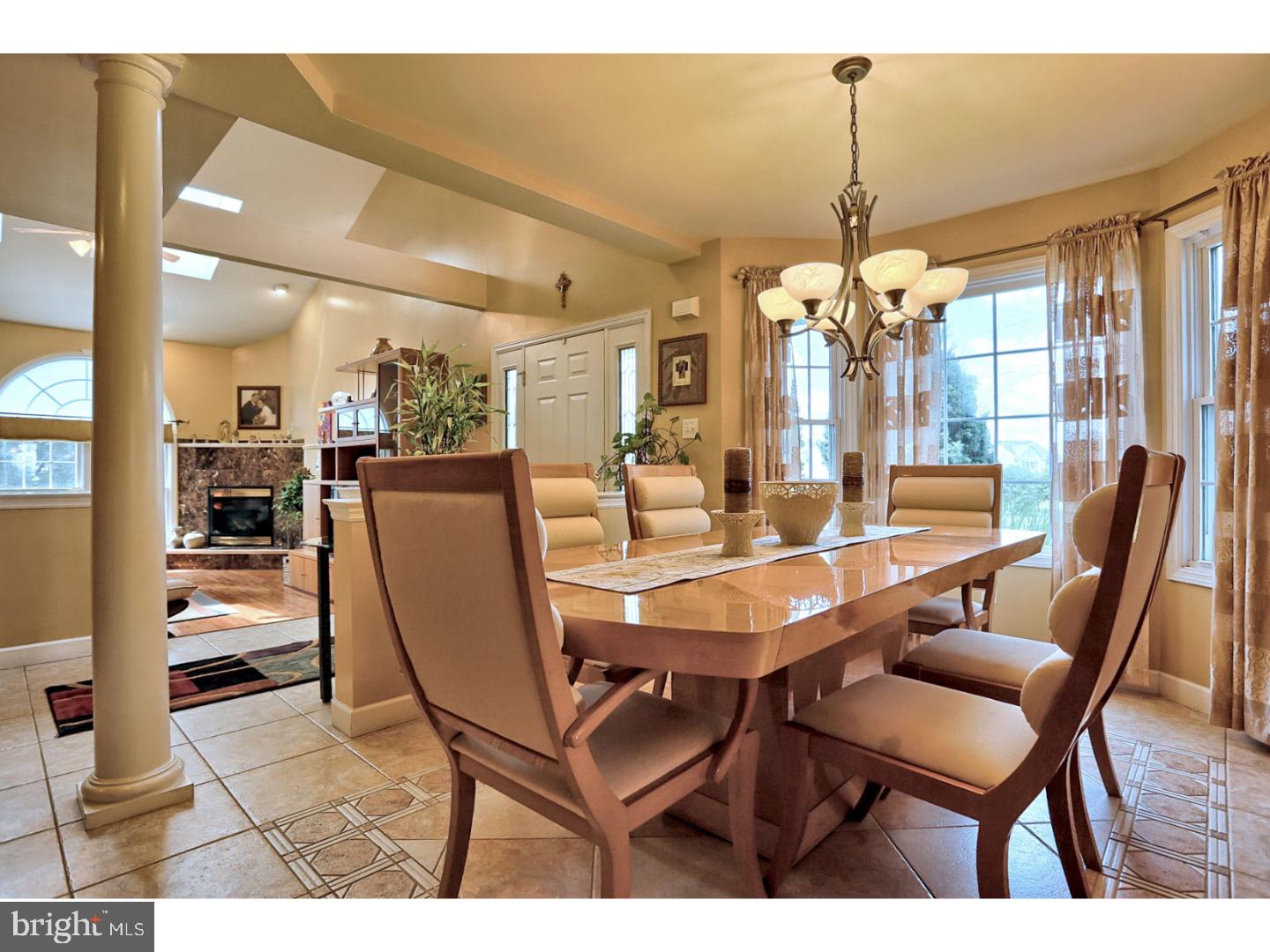 25 Michigan Drive Sinking Spring, PA 19608 - Photo 8 of 25 Dining Room