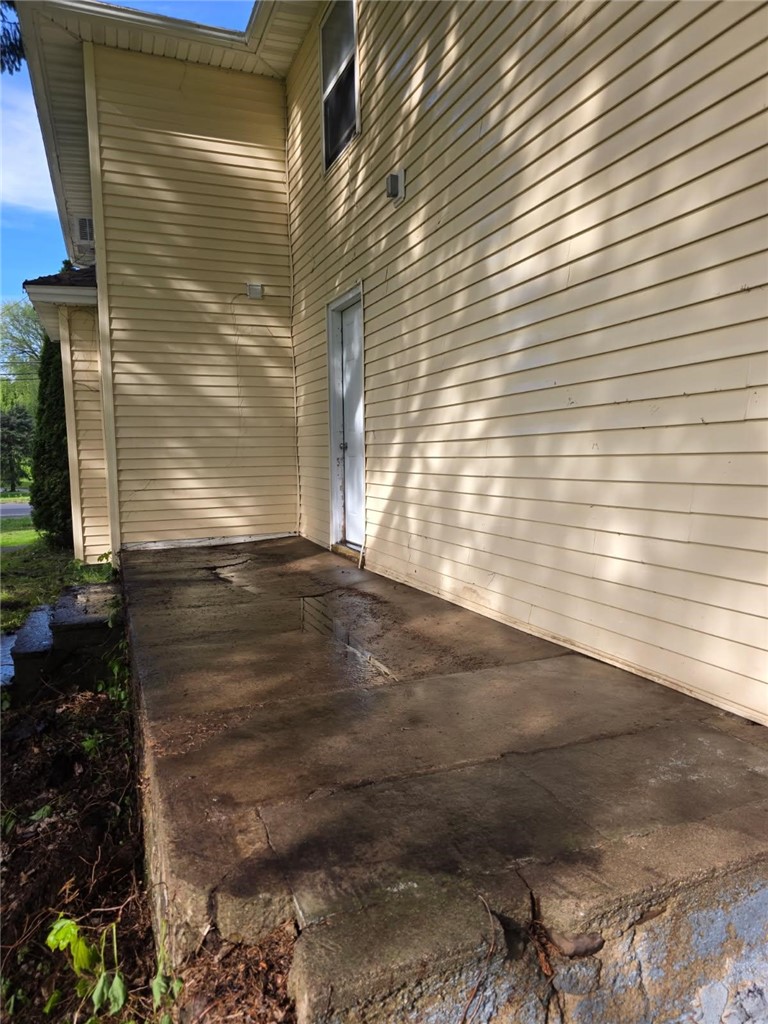 7624 Ridge Road Sodus, NY 14551 - Photo 4 of 25