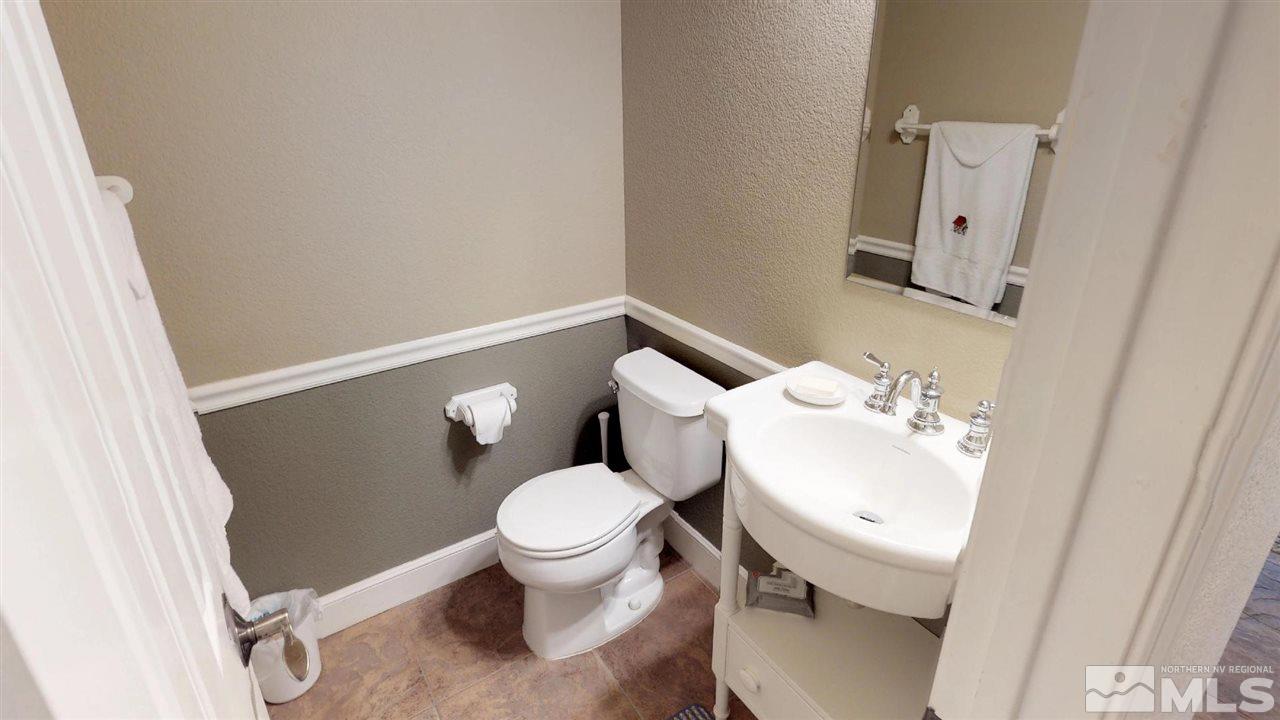 9445 Oakley Lane Reno, NV 89521 - Photo 14 of 25 Photo 14