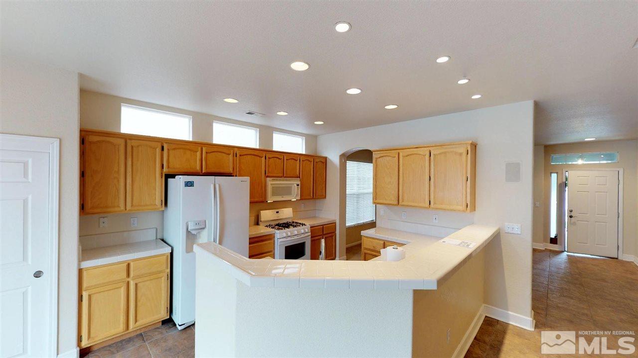 9445 Oakley Lane Reno, NV 89521 - Photo 7 of 25 Photo 7