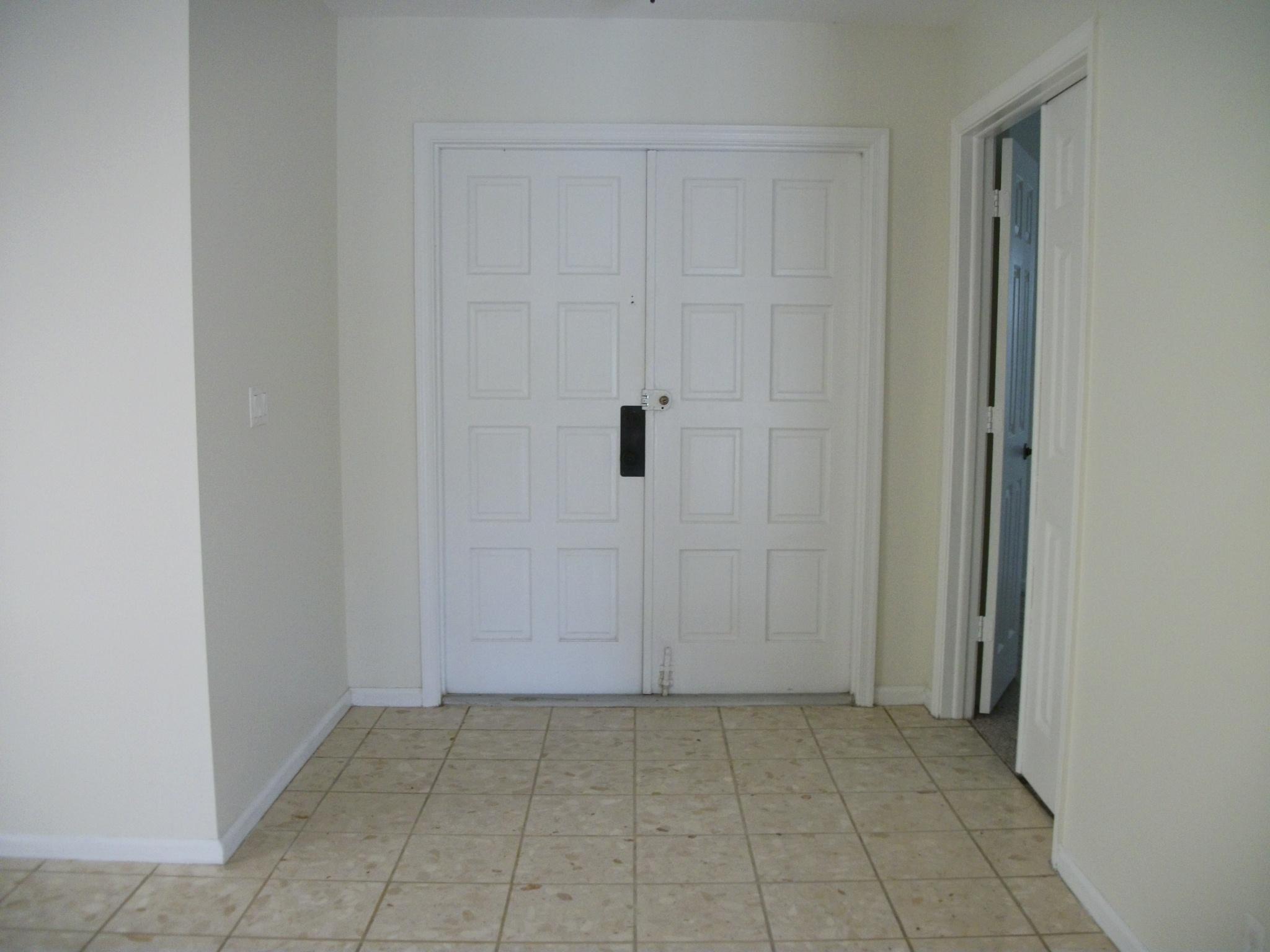 7615 Solimar Circle Boca Raton, FL 33433 - Photo 2 of 32 Foyer