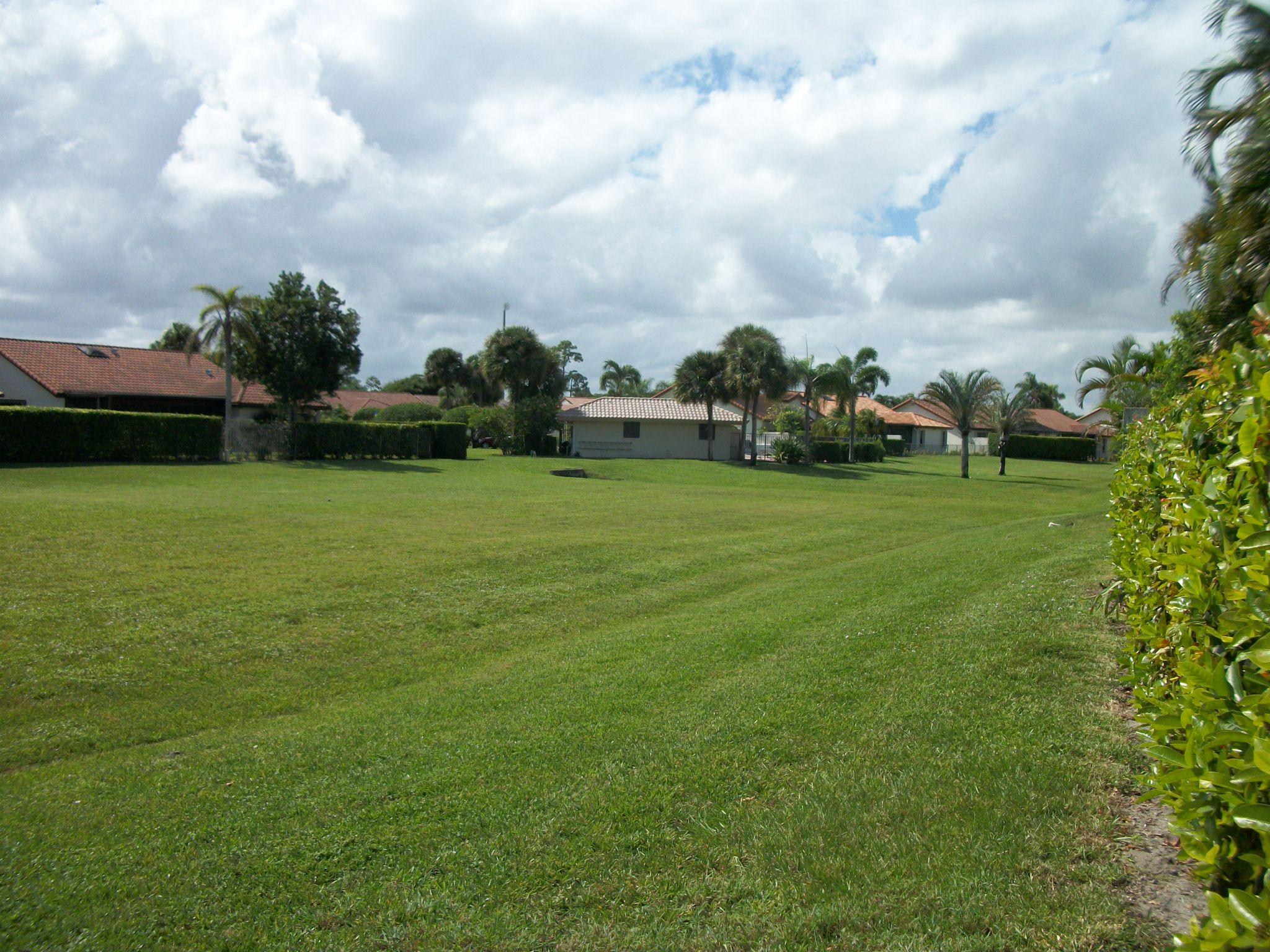 7615 Solimar Circle Boca Raton, FL 33433 - Photo 27 of 32 Greenbelt behind house