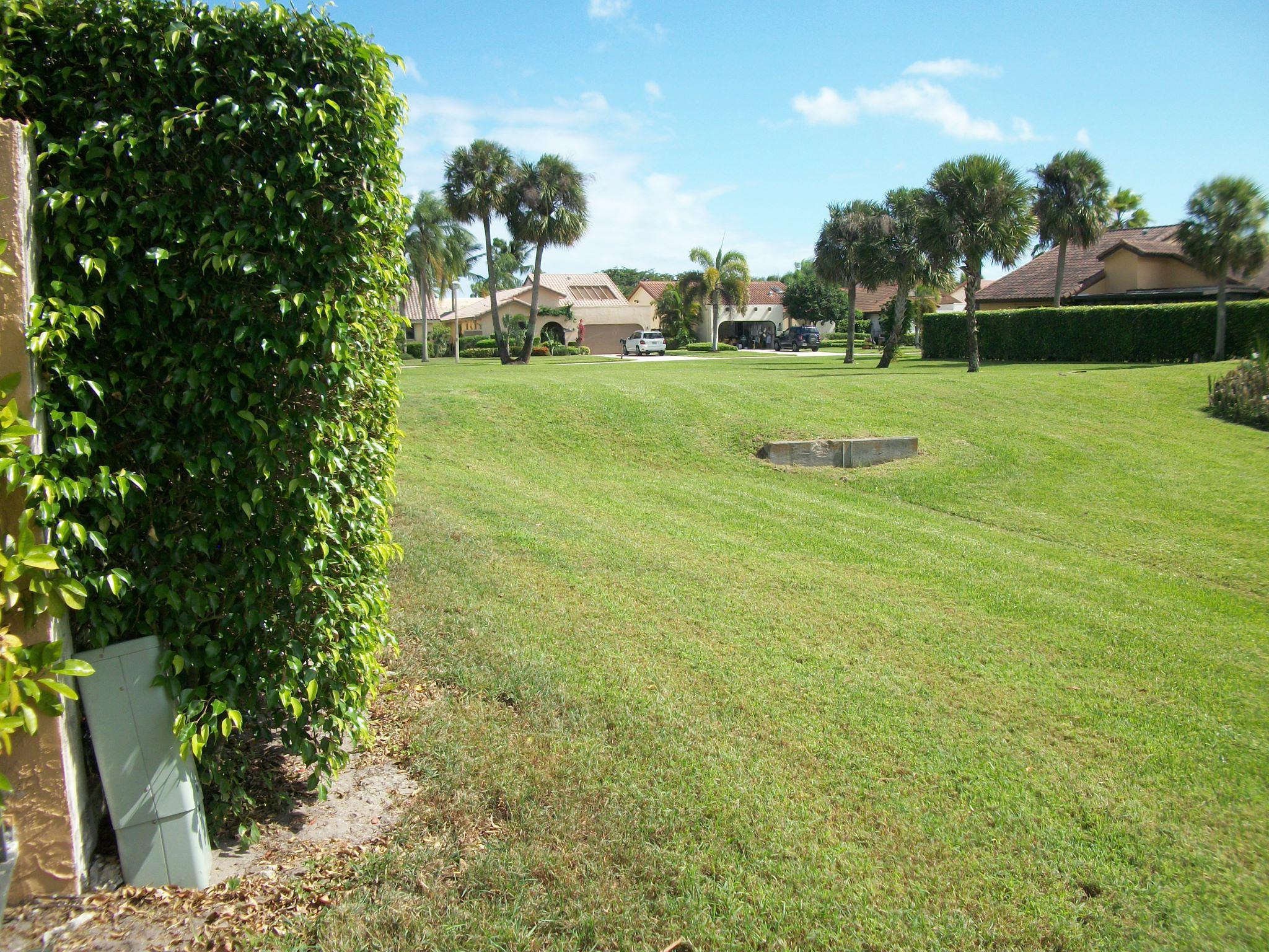 7615 Solimar Circle Boca Raton, FL 33433 - Photo 28 of 32 Greenbelt