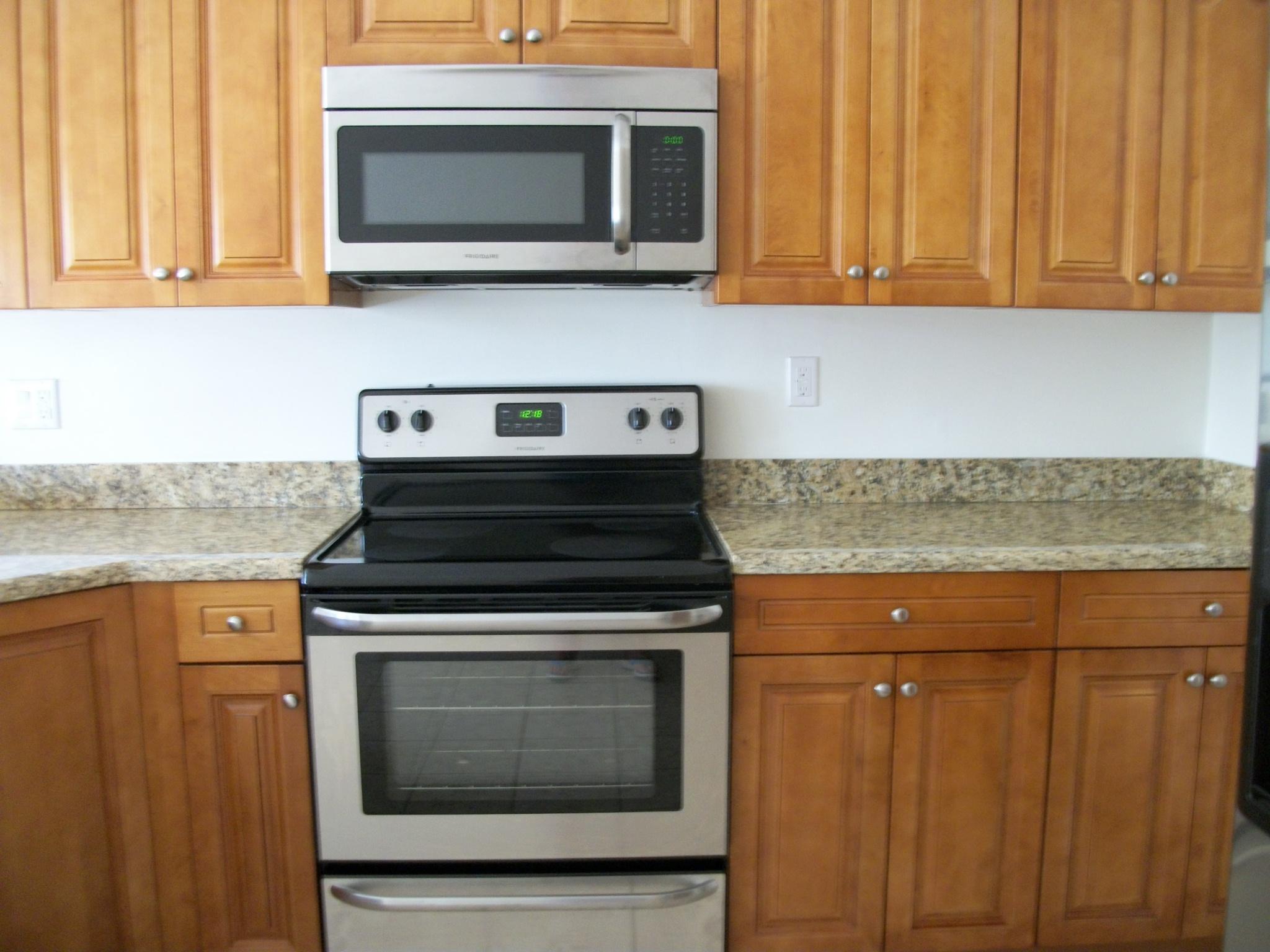 7615 Solimar Circle Boca Raton, FL 33433 - Photo 3 of 32 Kitchen