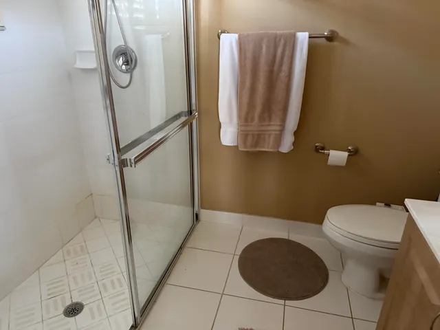 $5,500 | 328 West Coral Trace Circle, Delray Beach, FL 33445