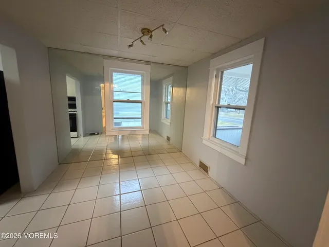 $3,400 | 54 Wall Street, West Long Branch, NJ 07764