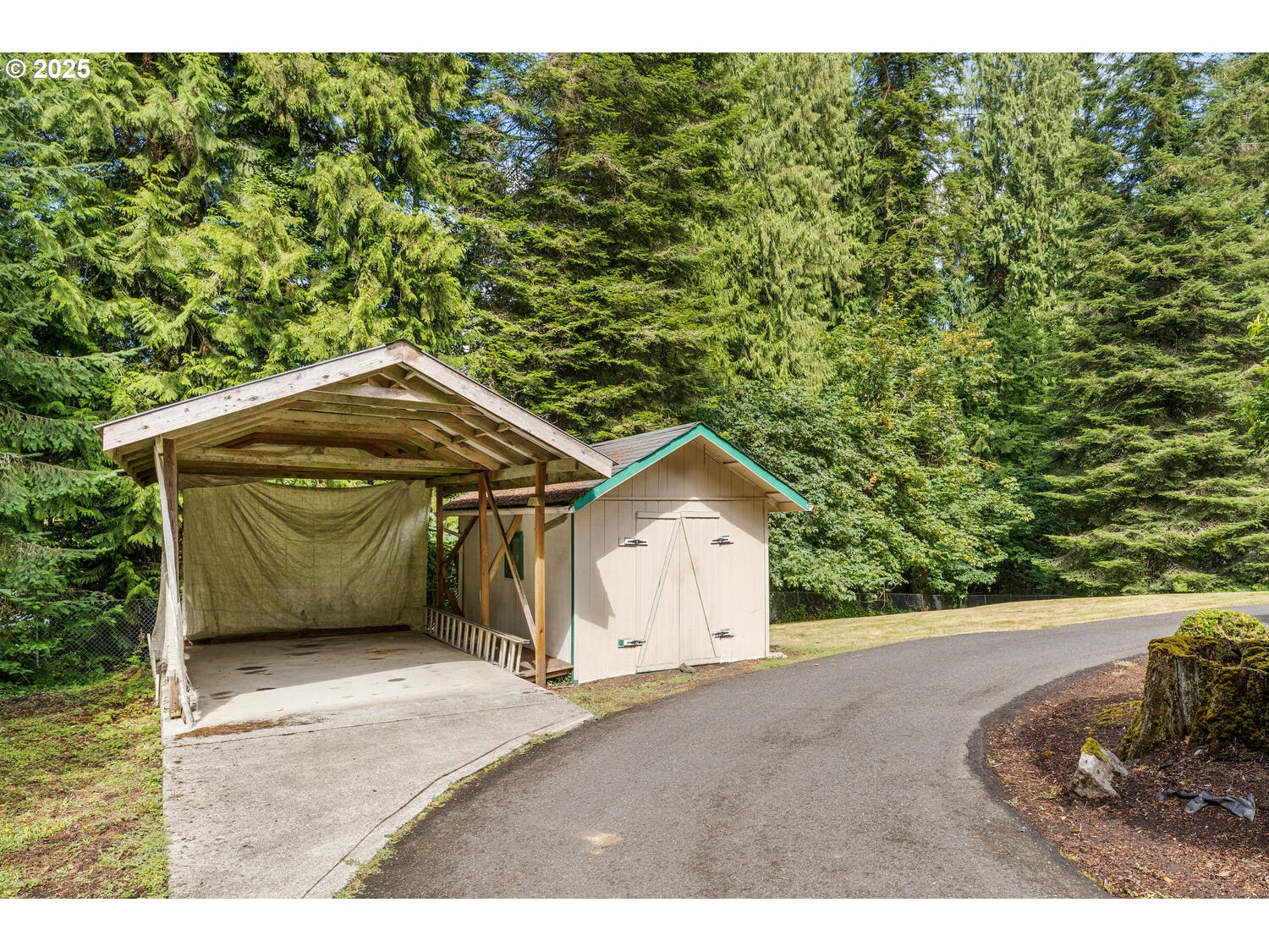 3208 Northwest 199th Street Ridgefield, WA 98642 - Photo 46 of 48 a view of a small house