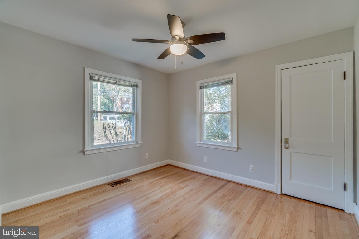 10113 Greenock Road Silver Spring, MD 20901 - Photo 10 of 29 Bedroom 1