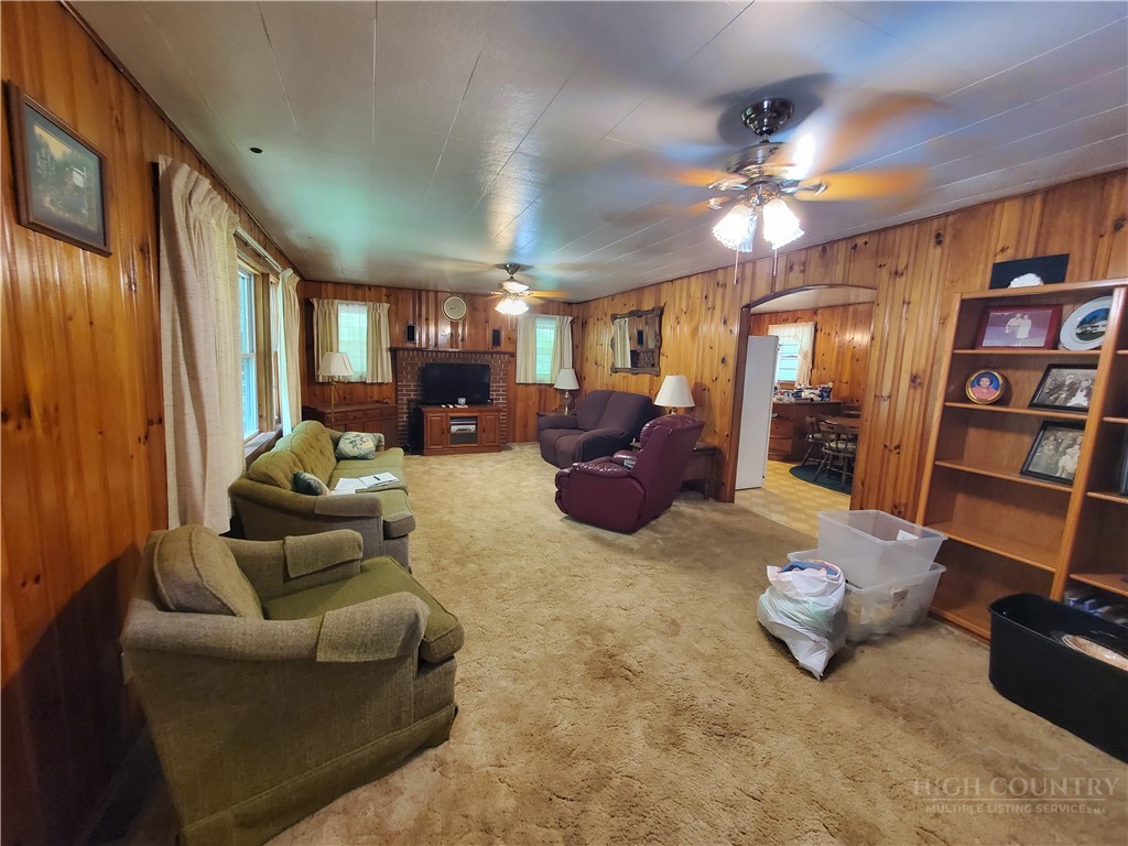 886 Hanging Rock Road Spruce Pine, NC 28777 - Photo 18 of 50