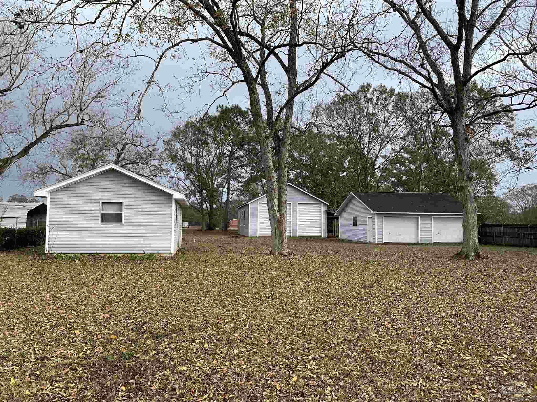 3424 Bo Peg Road Cantonment, FL 32533 - Photo 3 of 35 Gallery Image 3