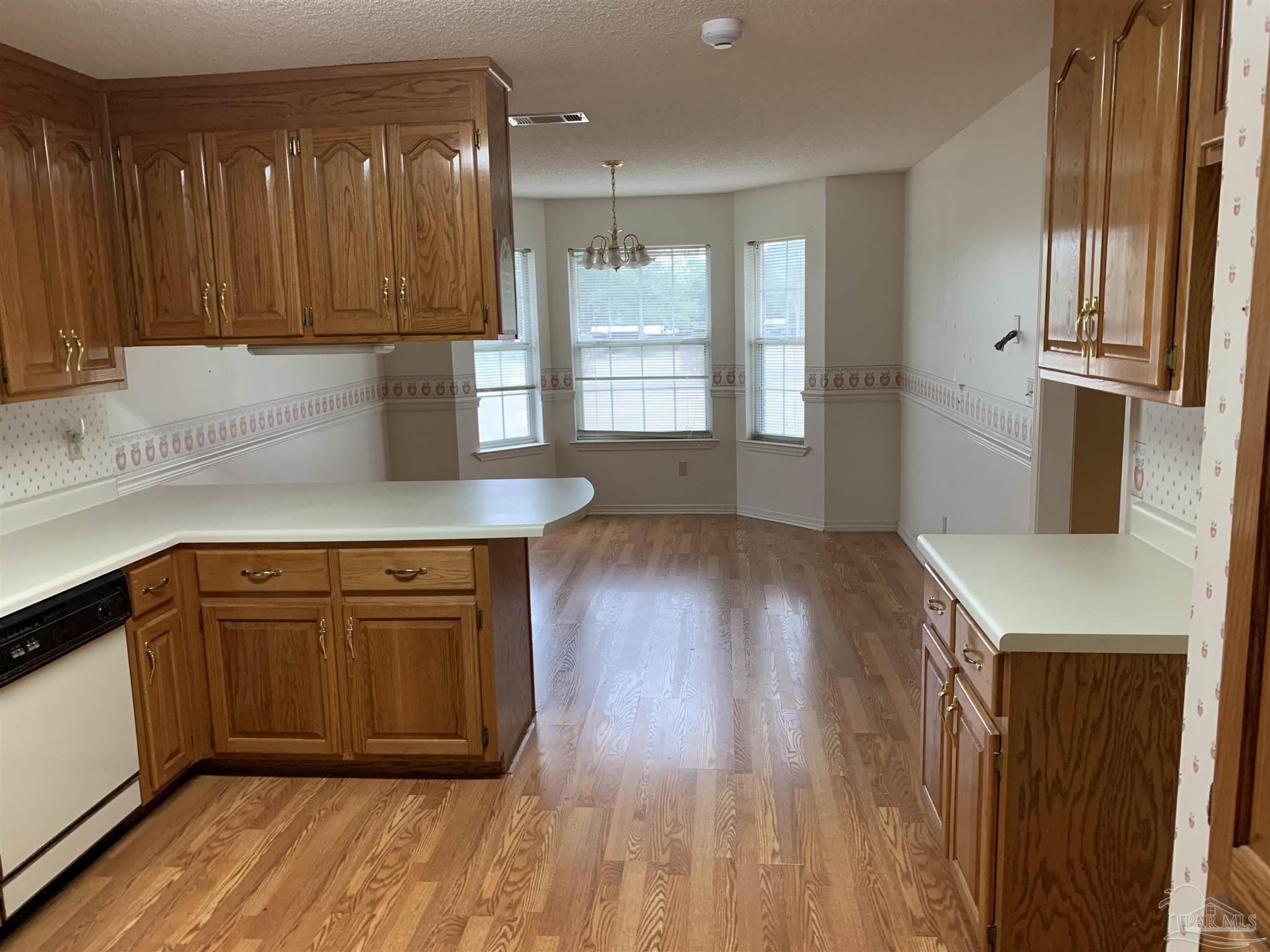 3424 Bo Peg Road Cantonment, FL 32533 - Photo 5 of 35 Gallery Image 5