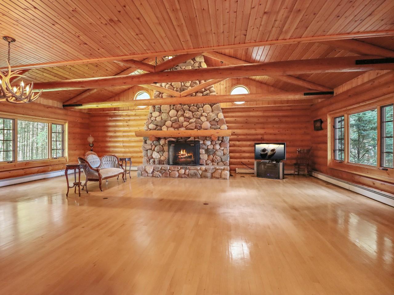 8107 Old Military Road Three Lakes, WI 54562 - Photo 5 of 23 Gallery Image 5