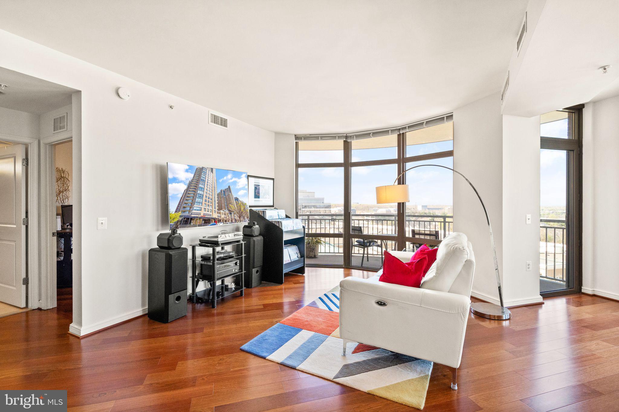 11990 Market Street, Unit 1013 Reston, VA 20190 - Photo 20 of 56 Gallery Image 20
