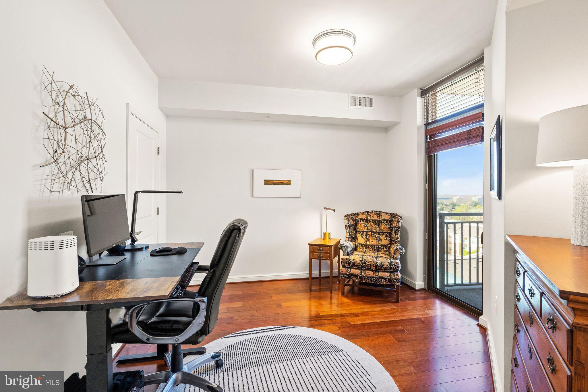 11990 Market Street, Unit 1013 Reston, VA 20190 - Photo 30 of 56 Gallery Image 30