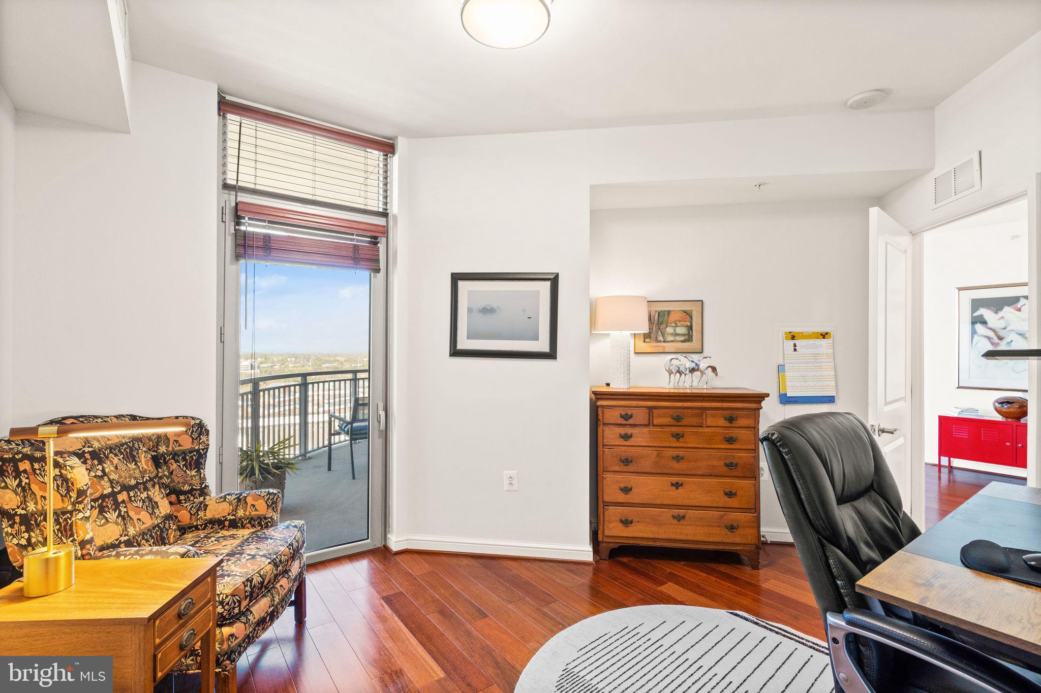 11990 Market Street, Unit 1013 Reston, VA 20190 - Photo 31 of 56 Gallery Image 31