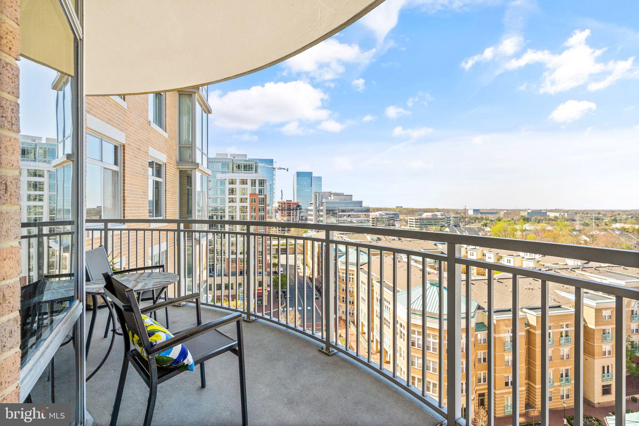 11990 Market Street, Unit 1013 Reston, VA 20190 - Photo 38 of 56 Gallery Image 38