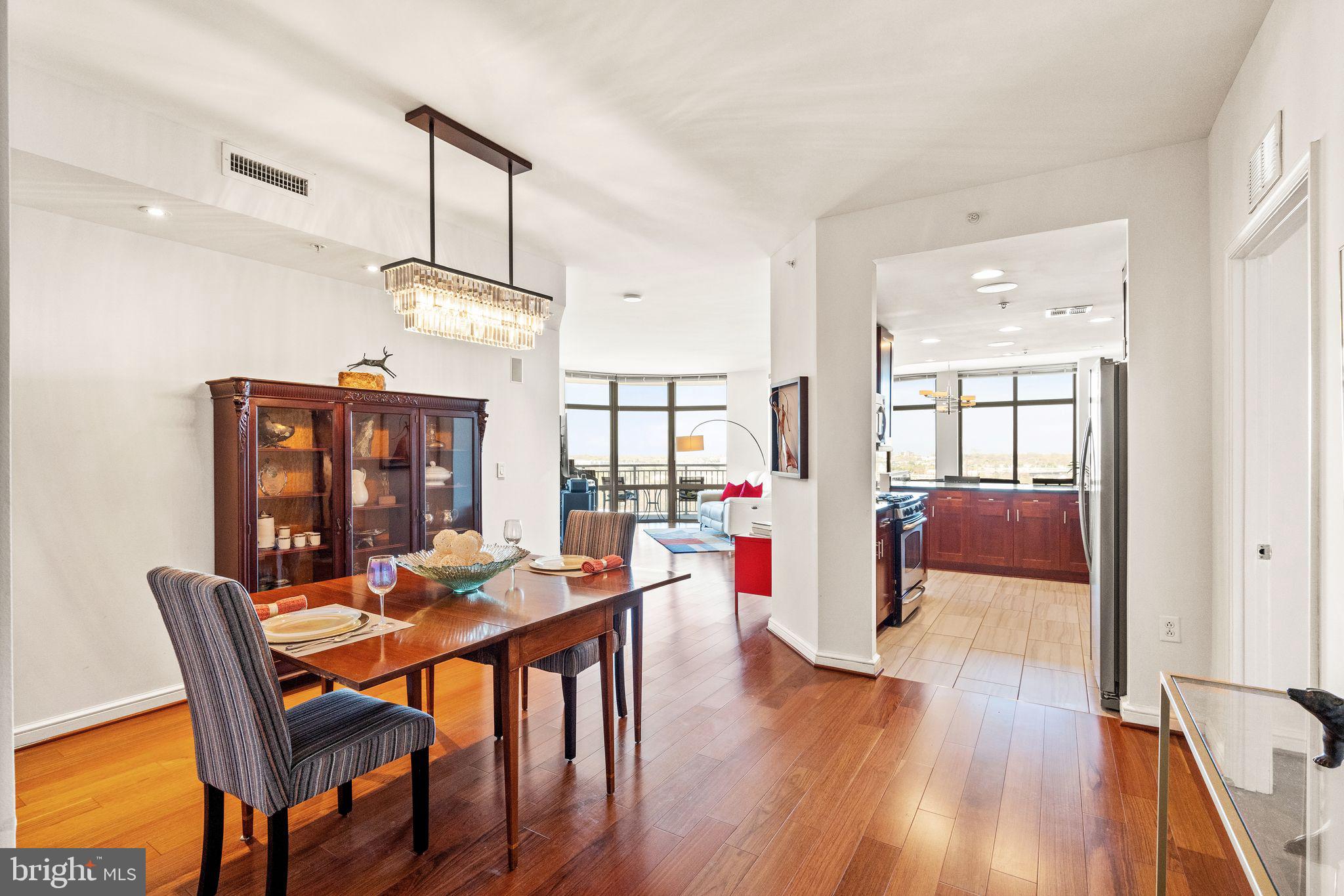11990 Market Street, Unit 1013 Reston, VA 20190 - Photo 7 of 56 Gallery Image 7