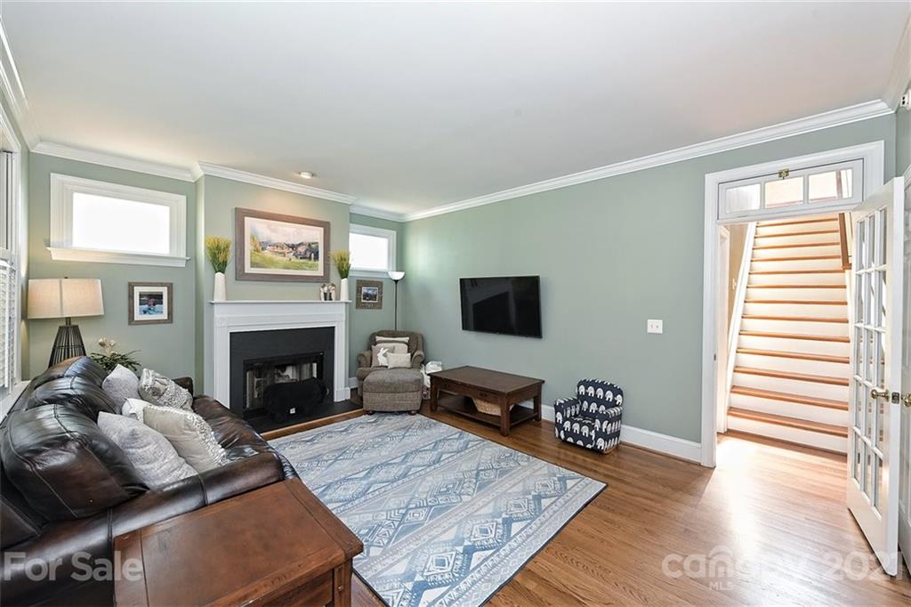 2112 Club Road Charlotte, NC 28205 - Photo 8 of 45 Gallery Image 8