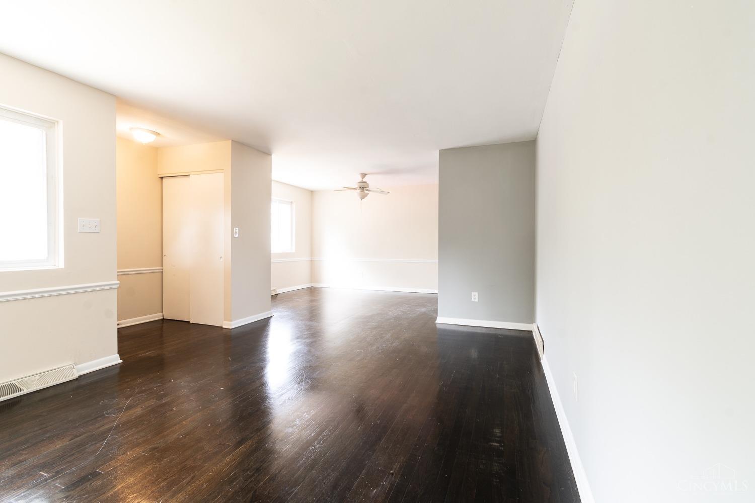 5844 Argus Road Cincinnati, OH 45224 - Photo 8 of 42 Gallery Image 8