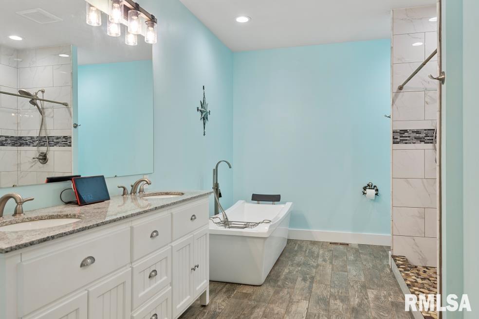 305 Timber Creek Road Jacksonville, IL 62650 - Photo 31 of 60 Gallery Image 31