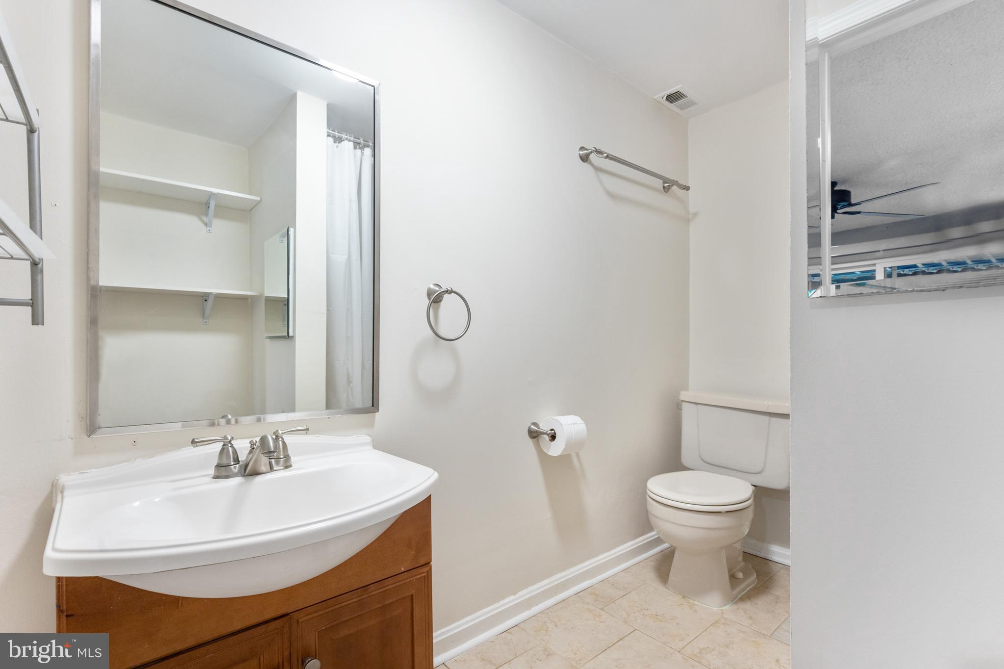 14676 Basingstoke Loop Centreville, VA 20120 - Photo 29 of 39 LOWER LEVEL FULL BATH (A)