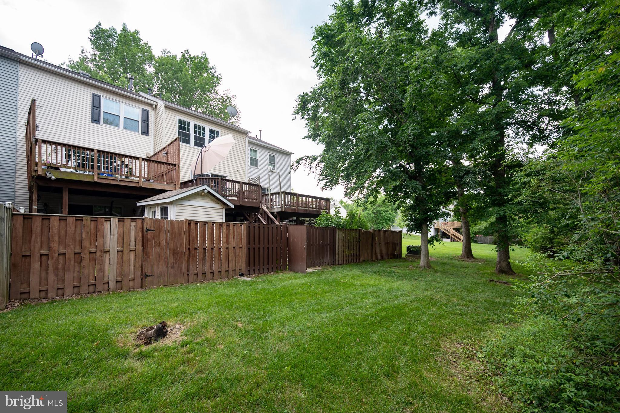 14676 Basingstoke Loop Centreville, VA 20120 - Photo 35 of 39 EXTERIOR REAR 2