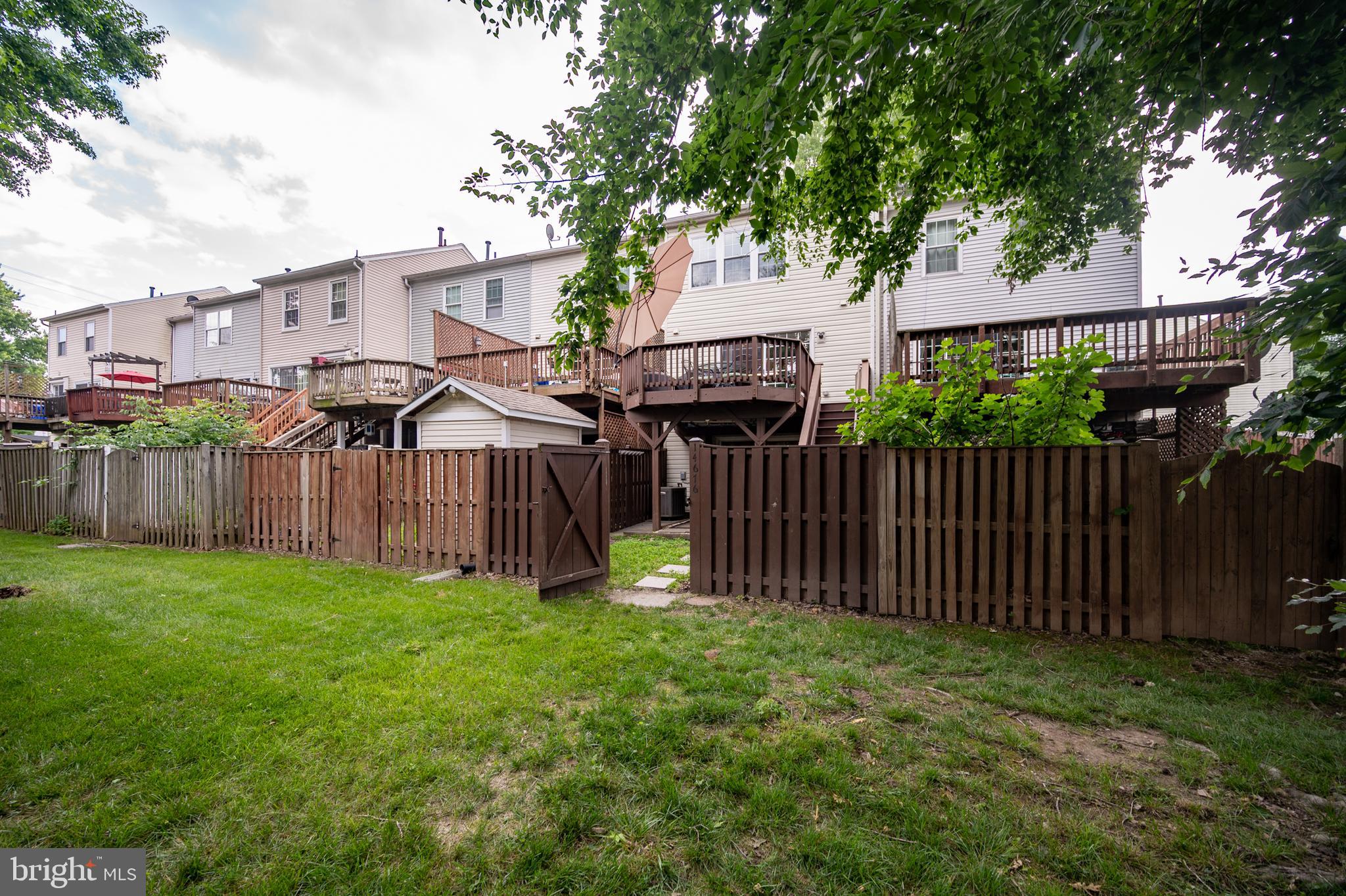 14676 Basingstoke Loop Centreville, VA 20120 - Photo 36 of 39 EXTERIOR REAR 3