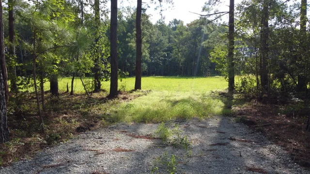 $624,900 | 4 Grooms Road, Cross, SC 29436