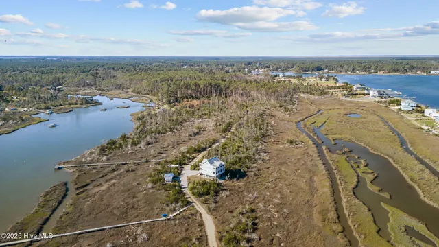 $250,000 | 170 Pasture Point Lane, Smyrna, NC 28579