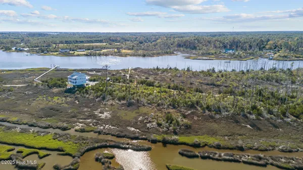 $250,000 | 170 Pasture Point Lane, Smyrna, NC 28579