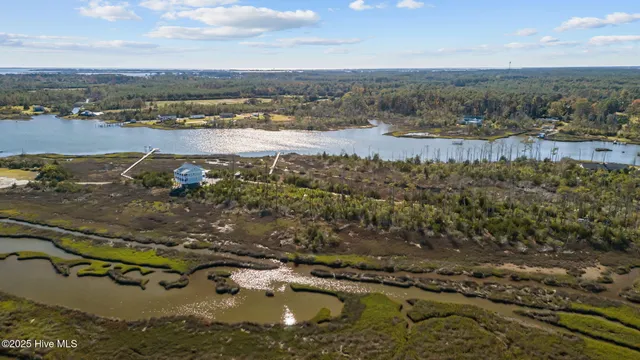 $250,000 | 170 Pasture Point Lane, Smyrna, NC 28579