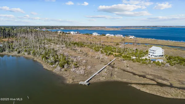 $250,000 | 170 Pasture Point Lane, Smyrna, NC 28579