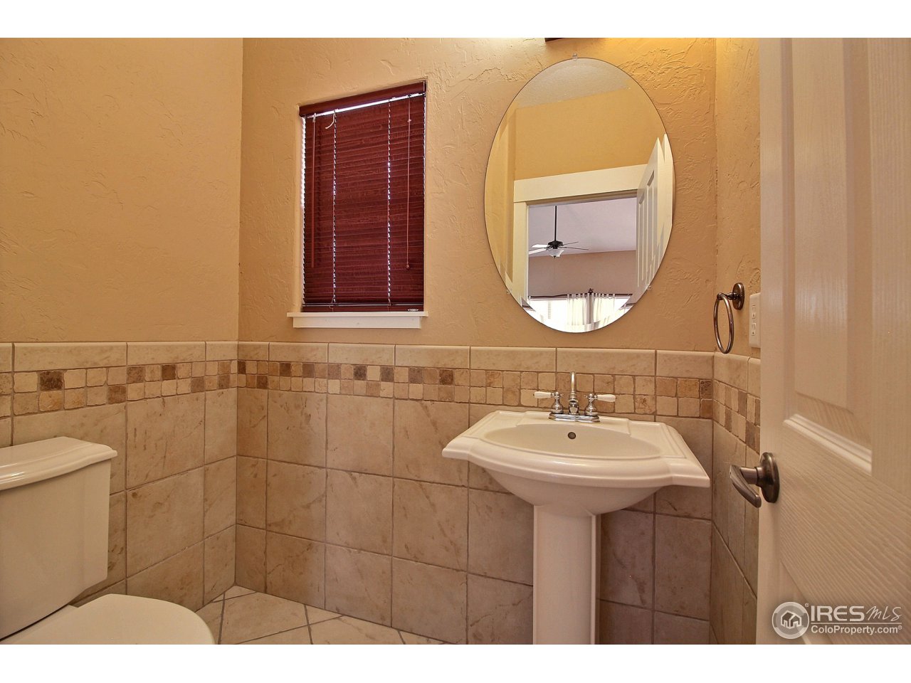 7700 Poudre River Road Greeley, CO 80634 - Photo 18 of 40 Powder Room