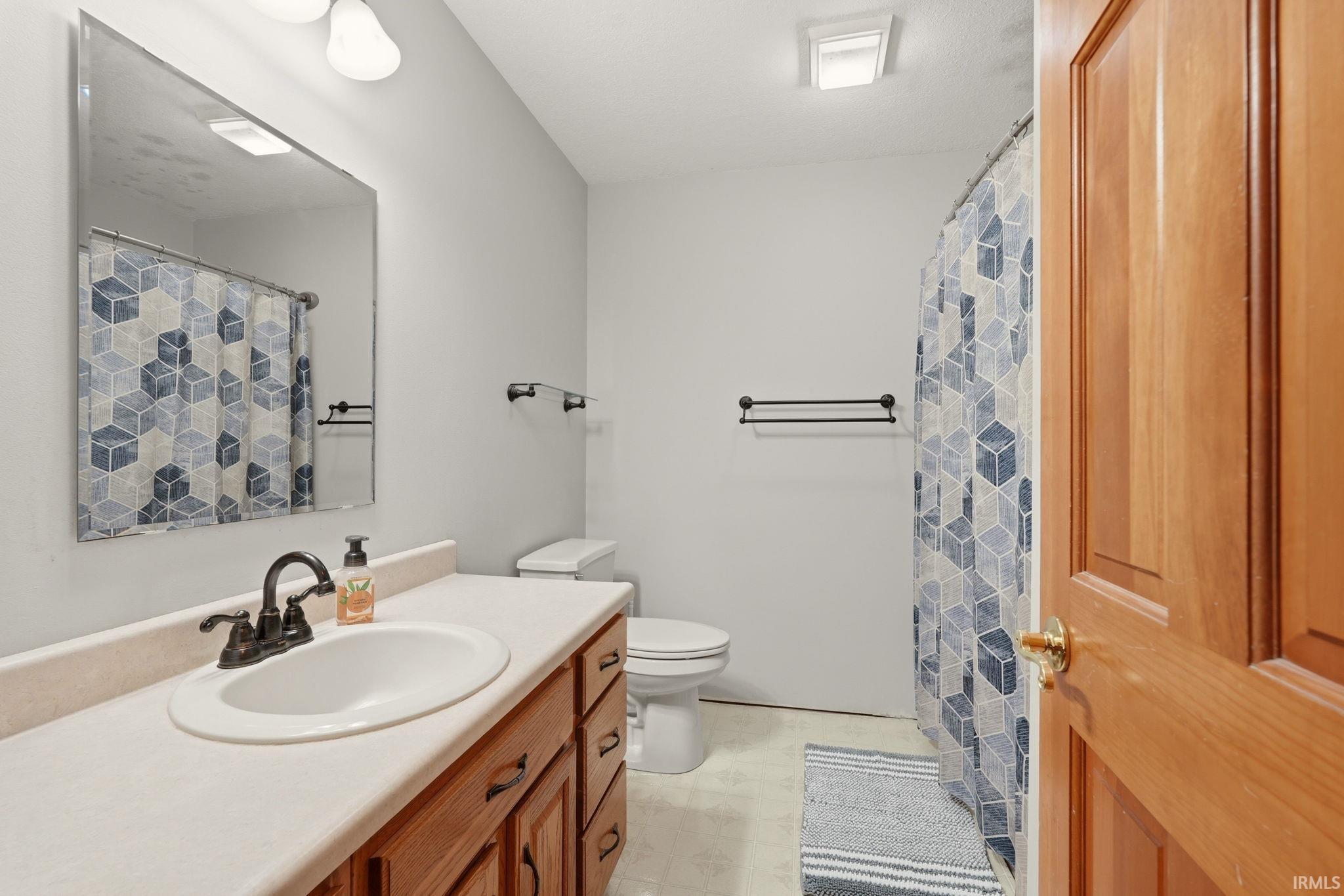 12706 Leo Road Fort Wayne, IN 46845 - Photo 30 of 44