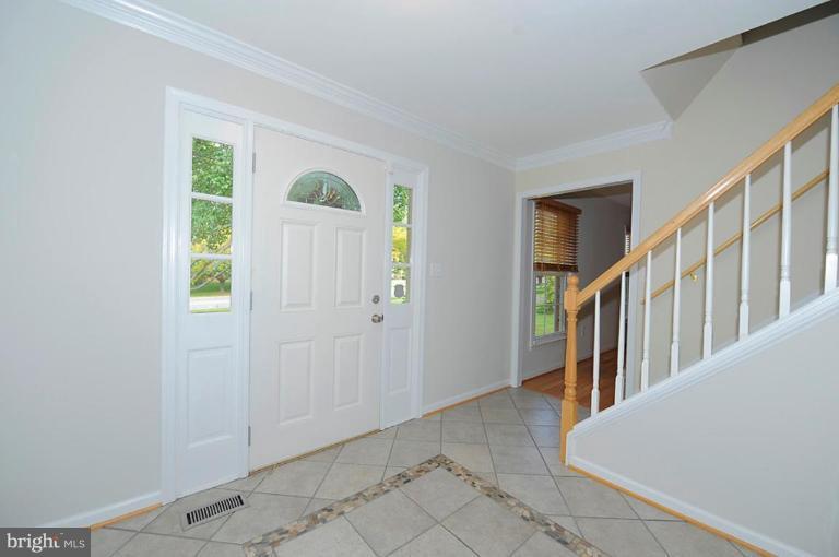 13215 Rippling Brook Drive Silver Spring, MD 20906 - Photo 2 of 30 Entrance / Foyer