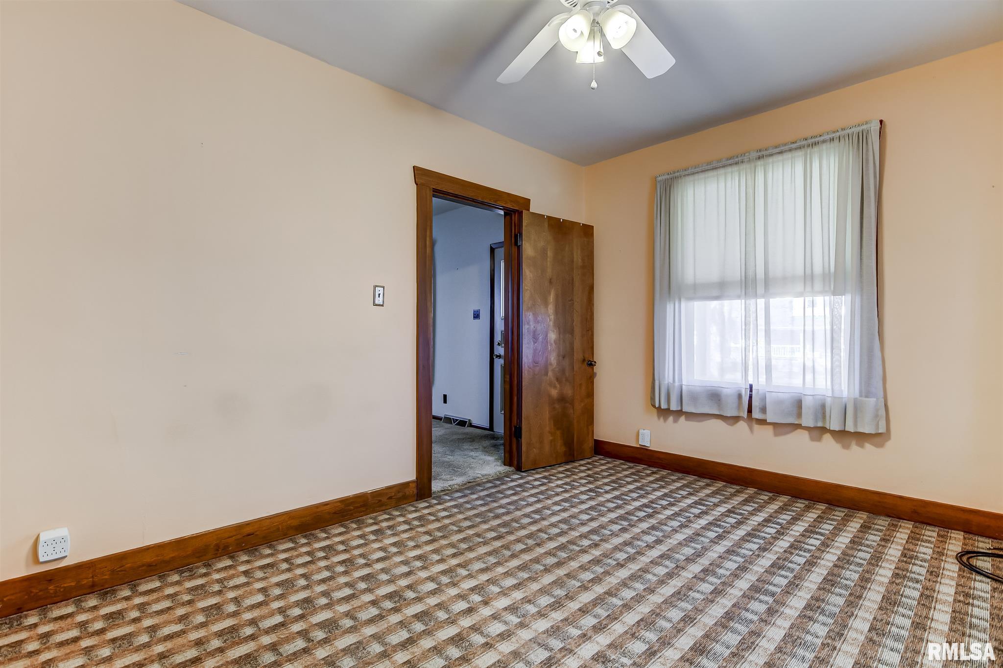2202 Grandview Avenue Springfield, IL 62702 - Photo 15 of 33