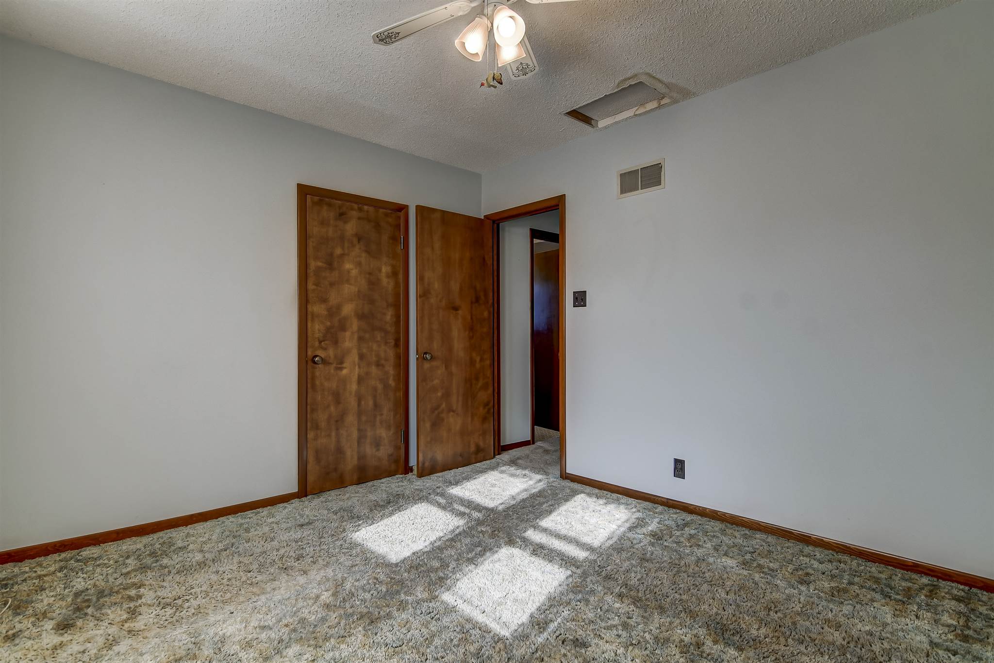 2202 Grandview Avenue Springfield, IL 62702 - Photo 20 of 33